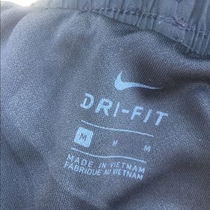 medium nike shorts all black